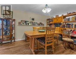 997 VANIER AVENUE - 23