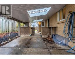 997 VANIER AVENUE - 28