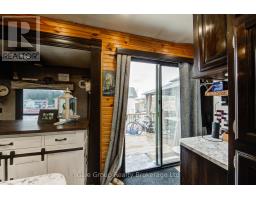 92 - 495856 10TH LINE - 19