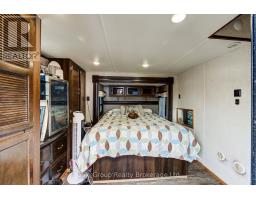 92 - 495856 10TH LINE - 20