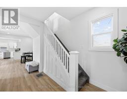 394 WELLINGTON STREET - 14