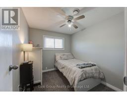 2 - 1193 NELLIS STREET - 28