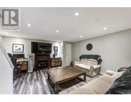 2 - 1193 NELLIS STREET - 37