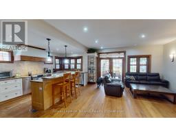 20 CENTENNIAL CRESCENT - 10