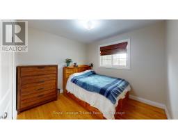 20 CENTENNIAL CRESCENT - 15