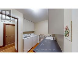 20 CENTENNIAL CRESCENT - 18