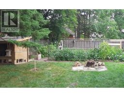 20 CENTENNIAL CRESCENT - 30