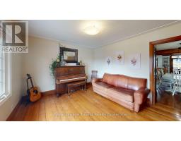 20 CENTENNIAL CRESCENT - 4