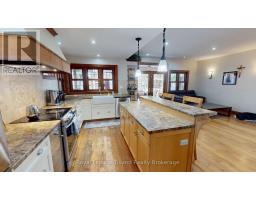 20 CENTENNIAL CRESCENT - 7