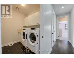 125 PRINCE CHARLES CRESCENT - 17