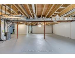 125 PRINCE CHARLES CRESCENT - 26