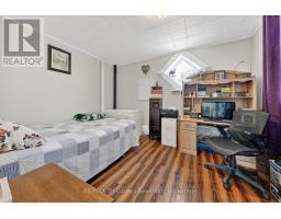 2345 EAST QUARTER LINE - 22