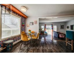 733 SOUTHWOOD WAY - 12