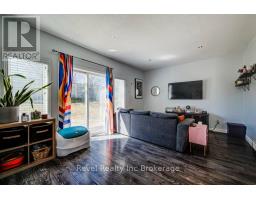 733 SOUTHWOOD WAY - 19