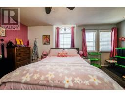 733 SOUTHWOOD WAY - 40