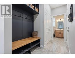 11 CHAMBERLAIN AVENUE - 15