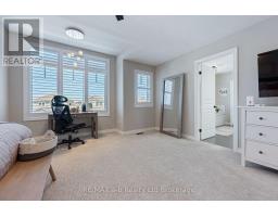 11 CHAMBERLAIN AVENUE - 23