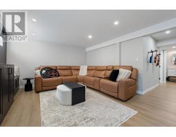 11 CHAMBERLAIN AVENUE - 29