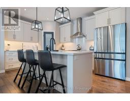 11 CHAMBERLAIN AVENUE - 8