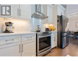 11 CHAMBERLAIN AVENUE - 9