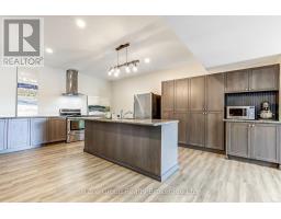 684744 HIGHWAY NO 2 HIGHWAY - 22