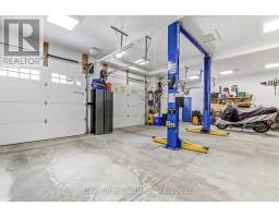 684744 HIGHWAY NO 2 HIGHWAY - 31