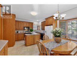 51 DEMEYERE AVENUE - 26