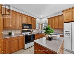 51 DEMEYERE AVENUE - 29