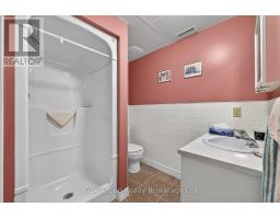 51 DEMEYERE AVENUE - 41