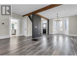 641 MAIN STREET N - 15