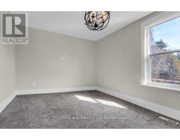 641 MAIN STREET N - 19