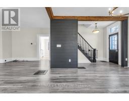 641 MAIN STREET N - 22