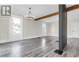 641 MAIN STREET N - 23