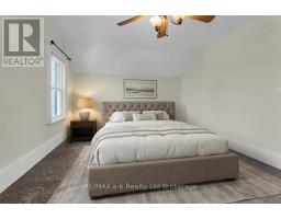 641 MAIN STREET N - 38