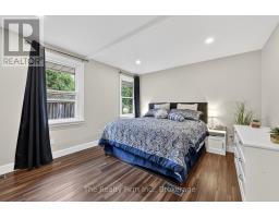 105 KING STREET E - 16