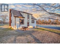 3040 SANDHILLS ROAD - 20