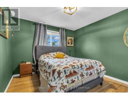 107 ELMWOOD CRESCENT - 13