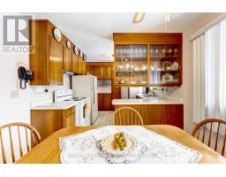 584452 BEACHVILLE ROAD - 13