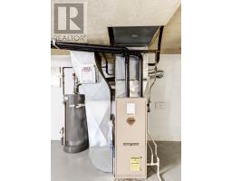 584452 BEACHVILLE ROAD - 40