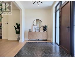 33 AUGUST CRESCENT - 12