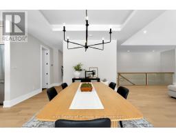 33 AUGUST CRESCENT - 19