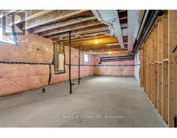 33 AUGUST CRESCENT - 38