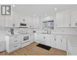 181 CLARKE ROAD E - 13