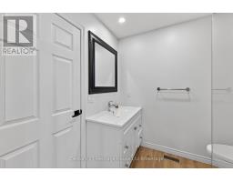 181 CLARKE ROAD E - 15