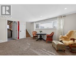 181 CLARKE ROAD E - 27