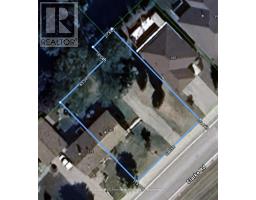 181 CLARKE ROAD E - 36