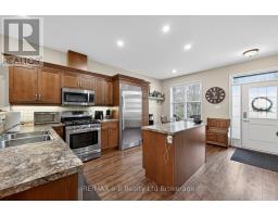 15 - 111 KING STREET E - 12