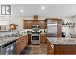 15 - 111 KING STREET E - 13