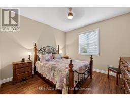 15 - 111 KING STREET E - 18