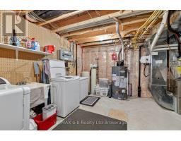 15 - 111 KING STREET E - 25